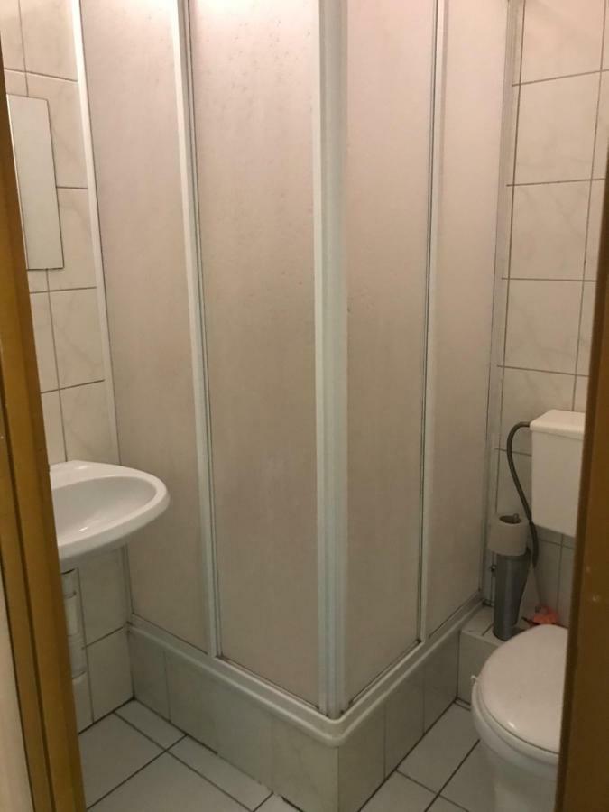 Clarus Mons Studio Hostel Częstochowa Kültér fotó