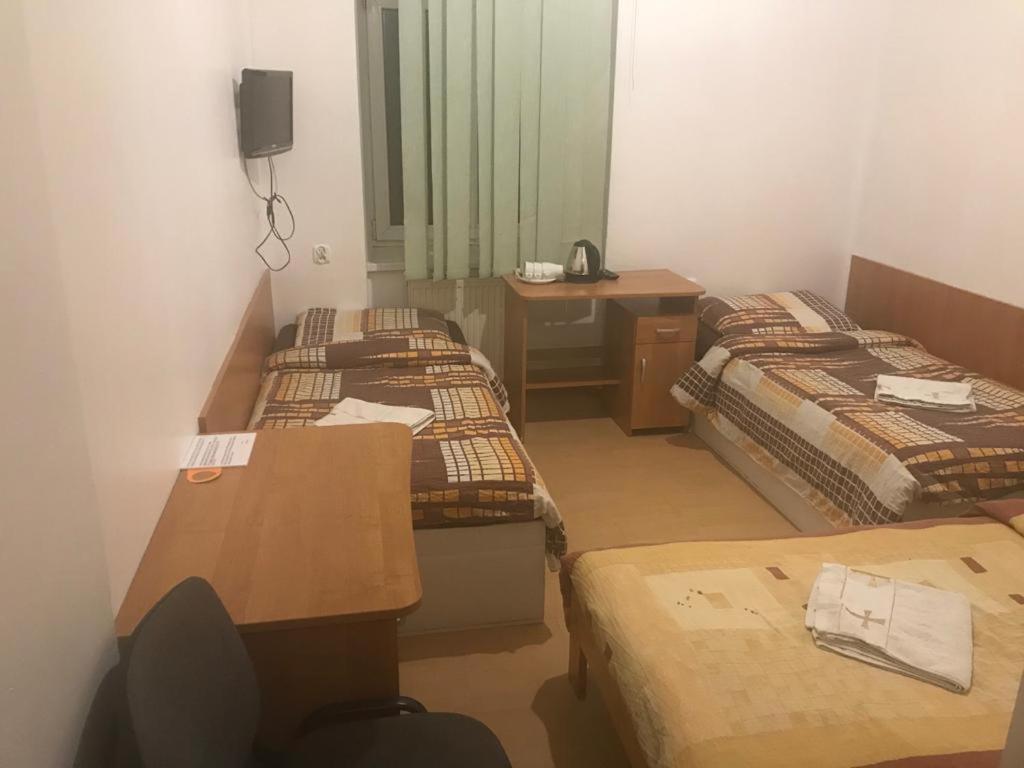 Clarus Mons Studio Hostel Częstochowa Kültér fotó